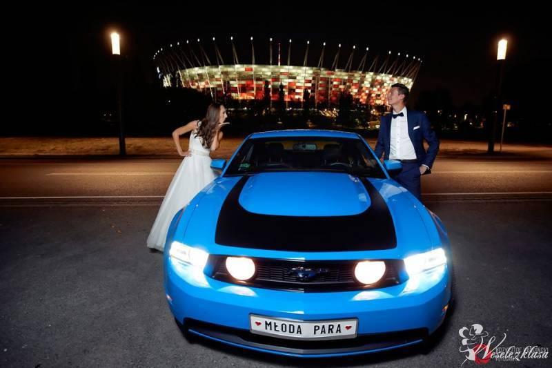 Niebieski Ford Mustang GT 2010 | Auto do ślubu Legionowo, mazowieckie - zdjęcie 1