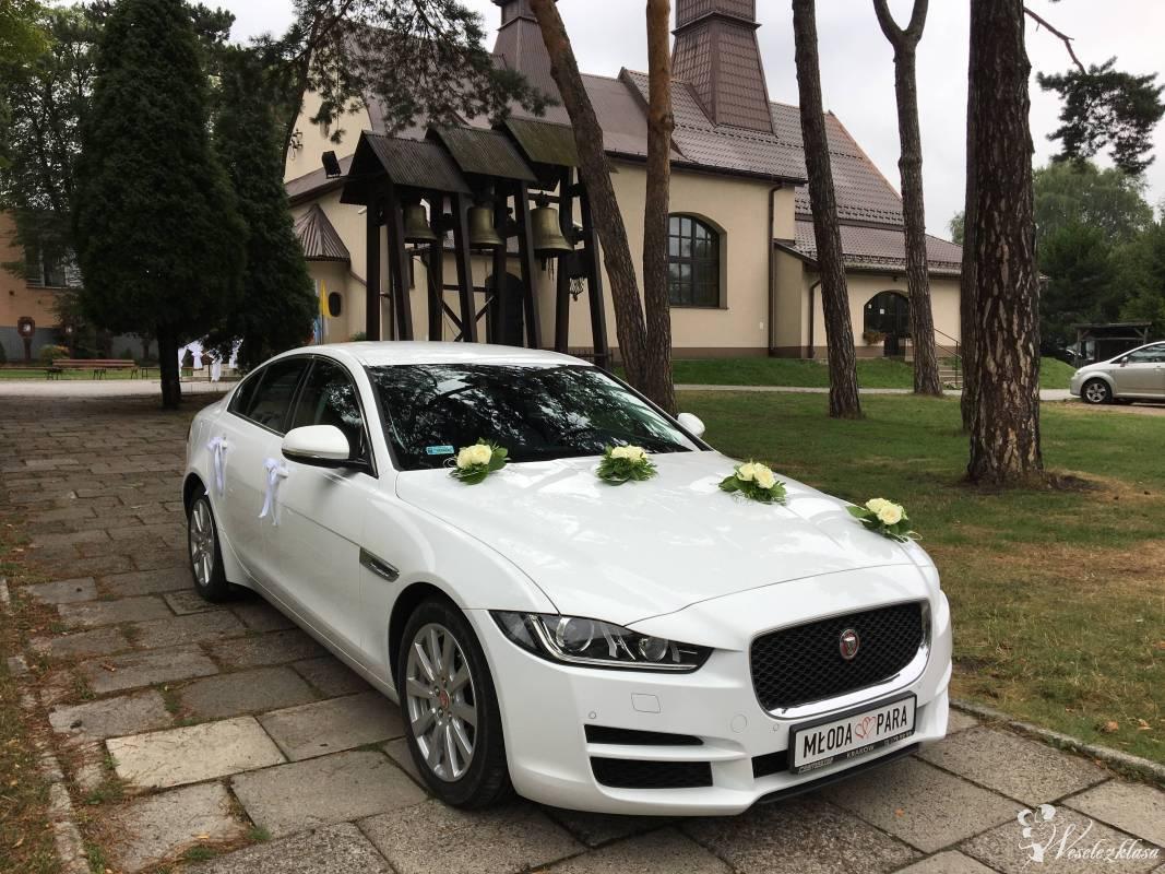 Jaguar do ślubu Jaguar XE Prestige | Auto do ślubu Kraków, małopolskie - zdjęcie 1