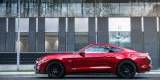 Rubinowy Ford Mustang GT do ślubu wynajem samochodu na wesele samochód, Poznań - zdjęcie 3