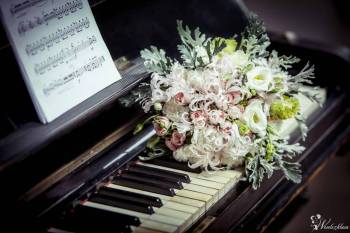 Oprawa muzyczna ceremonii ślubnej ( wokalistka, śpiewaczka, skrzypce), Oprawa muzyczna ślubu Ogrodzieniec