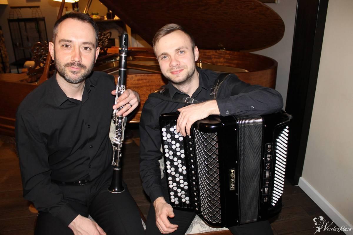 Oprawa muzyczna. Klarnet i akordeon. | Oprawa muzyczna ślubu Tarnów, małopolskie - zdjęcie 1