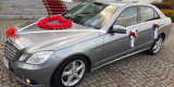 Mercedes-Benz E klasa, perłowy metalik, limuzyna - Samochód do ślubu, Poznań - zdjęcie 6