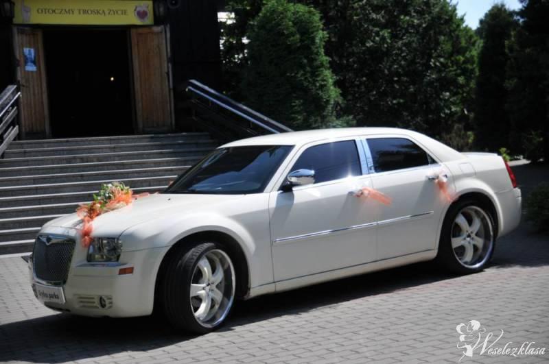 Biała limuzyna Chrysler | Auto do ślubu Sosnowiec, śląskie - zdjęcie 1