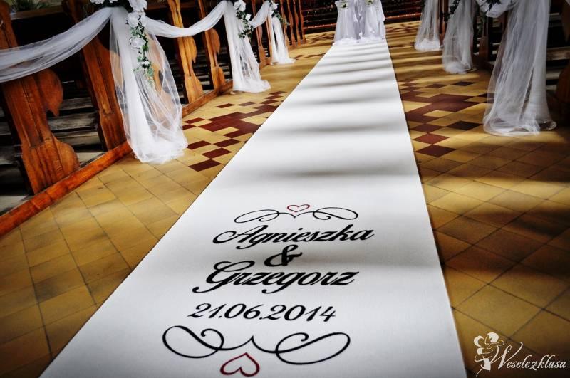 Biały dywan czerwony wynajem na śluby eventy | Dekoracje ślubne Rzeszów, podkarpackie - zdjęcie 1