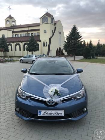 Toyota auris hybryda, Samochód, auto do ślubu, limuzyna Głogów Małopolski