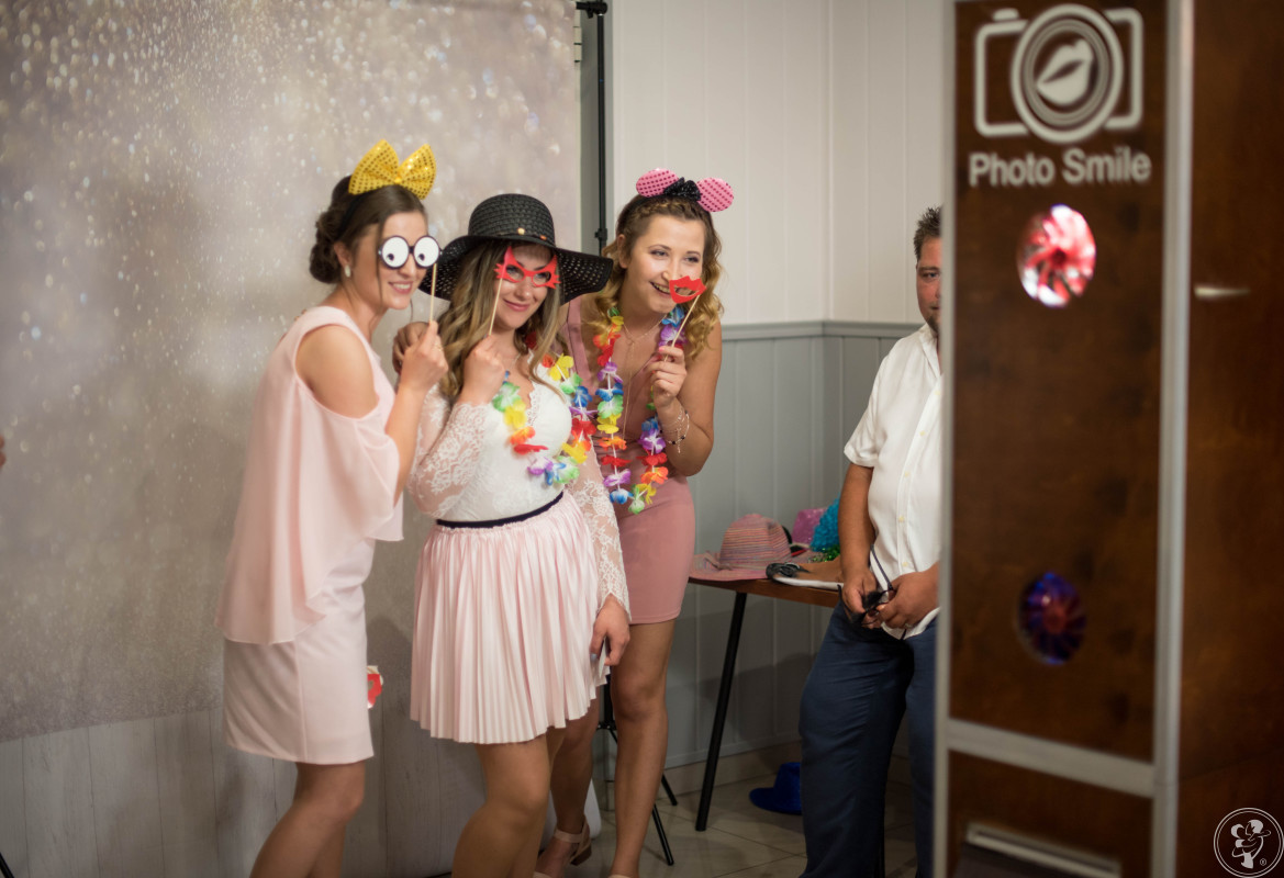 Fotobudka (drukujemy 8 paseczków)/Cięzki dym(400zł)/Napis LOVE(250zł), Bielsko-Biała - zdjęcie 1