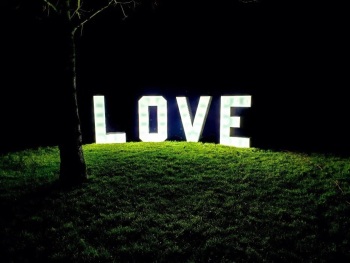 LOVE Napis 3D LED - White Weddnig, Napis Love Turek
