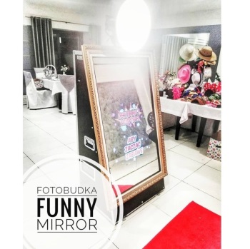 Fotobudka Lustro Funny Mirror, Fotobudka na wesele Kobylin