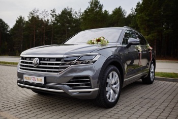 Nietuzinkowo i luksusowo - nowy Volkswagen Touareg do Ślubu, Samochód, auto do ślubu, limuzyna Gdańsk