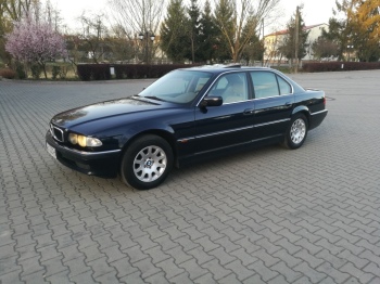 Samochód do ślubu - BMW serii 7 E38 - piękny klasyk / youngtimer | Auto do ślubu Kraków, małopolskie