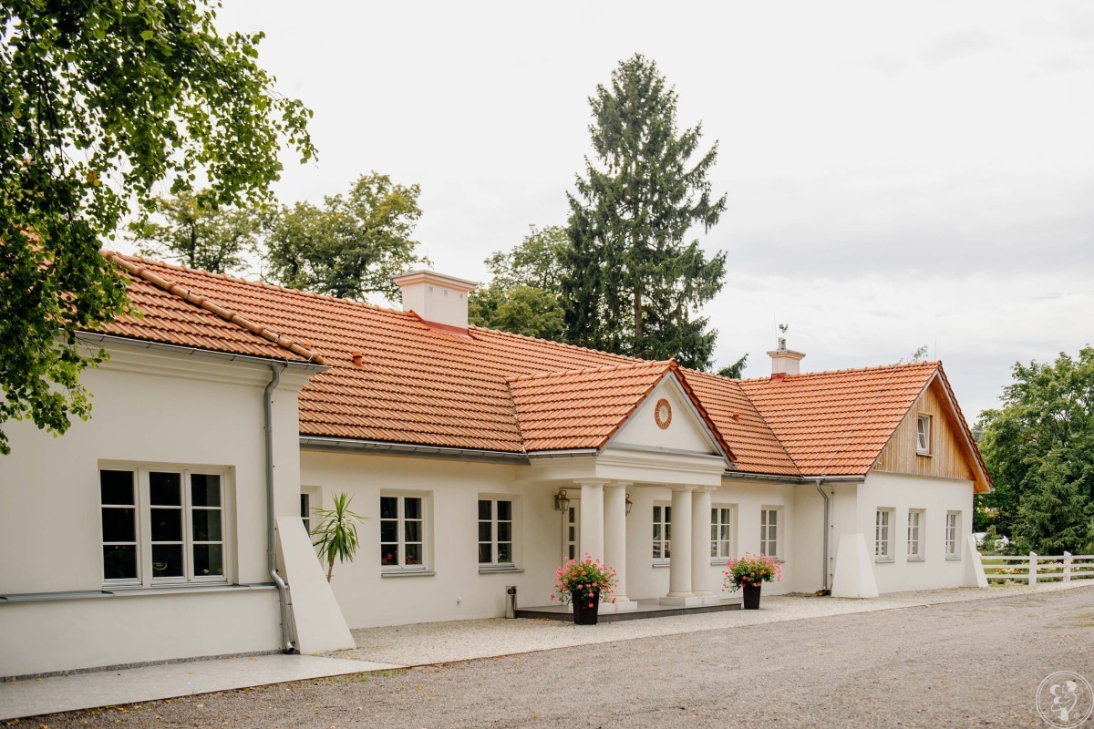 Dwór Amelii-XVIII-wieczny pięknie odnowiony zabytek w rozległym parku., Ruda Kościelna - zdjęcie 1