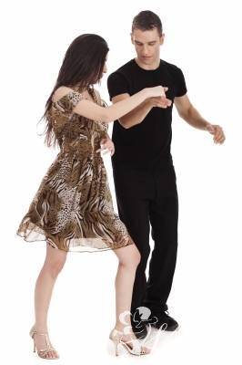 Kurs tańca użytkowego nie tylko dla narzeczonych, Szkoła tańca Nowe Brzesko