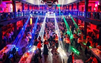 Grupa DJ SERWIS- Obsługa muzyczna, Wodzirej, Nagłośnienie, Oświetlenie, DJ na wesele Kraków