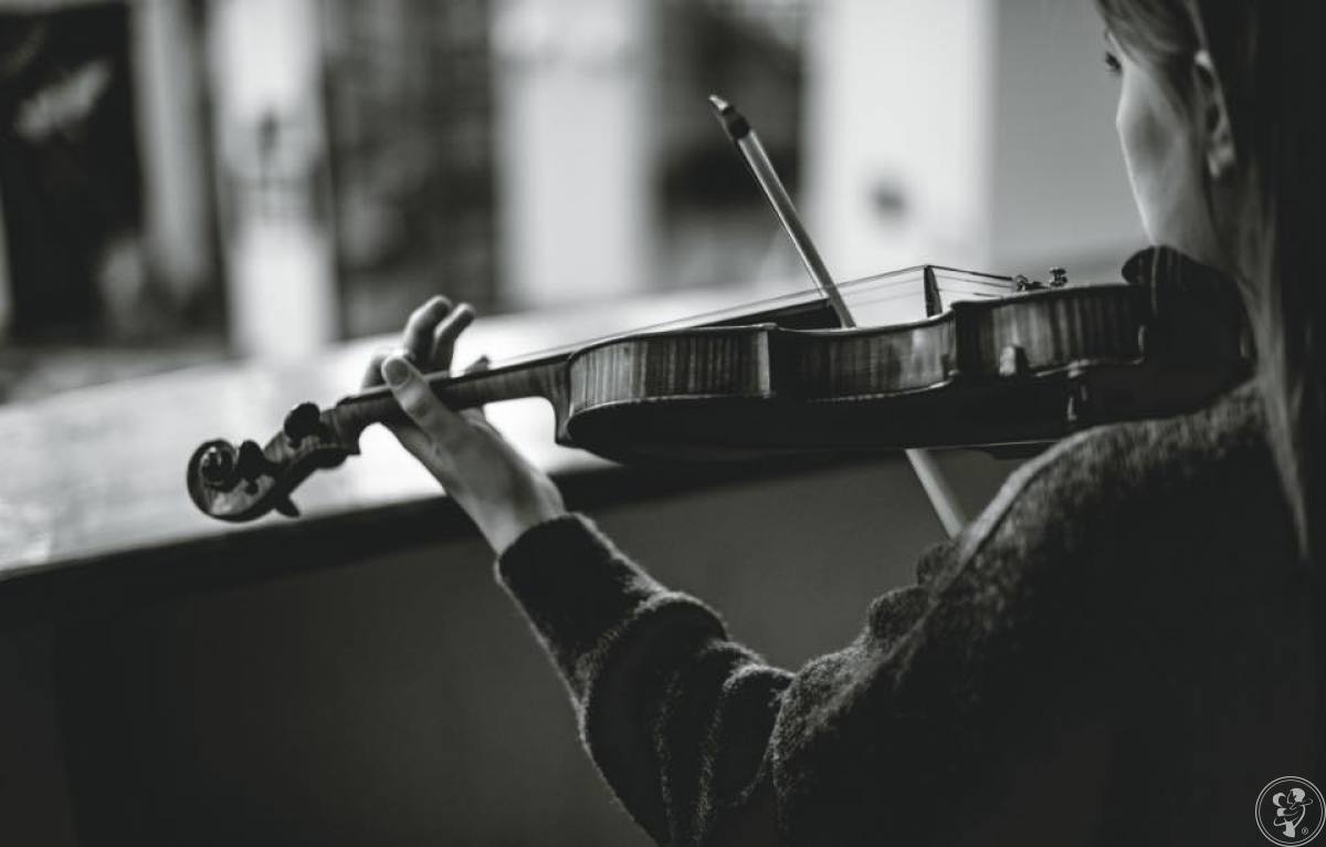 Oprawa muzyczna, skrzypce, gitara, wokal, ślub, ograny, Ola Kujawska, Gdynia - zdjęcie 1