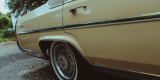 Beżowy Cadillac Fleetwood | Auto do ślubu Bytom, śląskie - zdjęcie 5