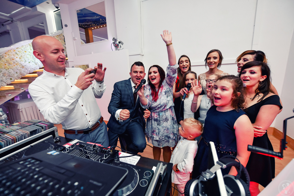 DJ DARUU, wodzirej, taniec w chmurach, konkursy, karaoke, Ostrowiec Świętokrzyski - zdjęcie 1