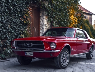 Czerwony Ford Mustang 1967 | Auto do ślubu Kraków, małopolskie