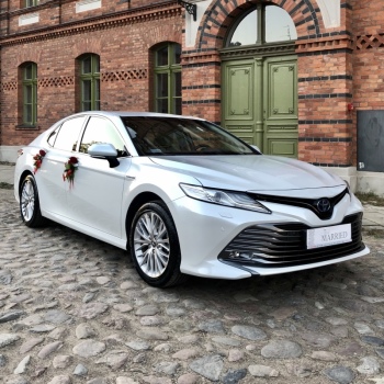 Toyota Camry elegancka limuzyna do ślubu | Auto do ślubu Łódź, łódzkie