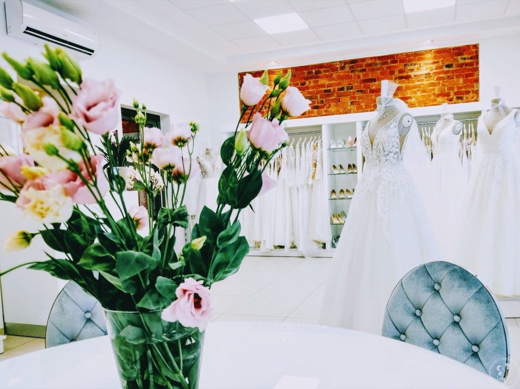 Bellavoi Salon Sukien Ślubnych, Krotoszyn - zdjęcie 1
