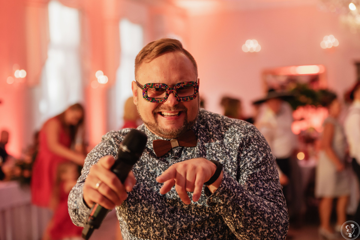 DJ WHITE - Ekskluzywne Wesela, DJ/Wodzirej/ Konferansjer, Jaworzyna Śląska - zdjęcie 1