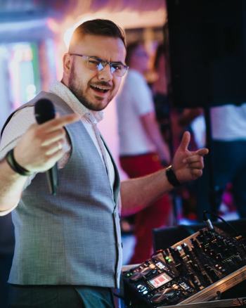 Dj/Prezenter Muzyczny/Konsferansjer Marcin Siemieniuk, DJ na wesele Tykocin