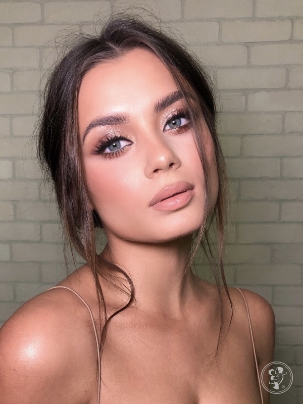 Emi Boniakowska - Make Up Artist profesjonalny makijaż ślubny, Kraków - zdjęcie 1