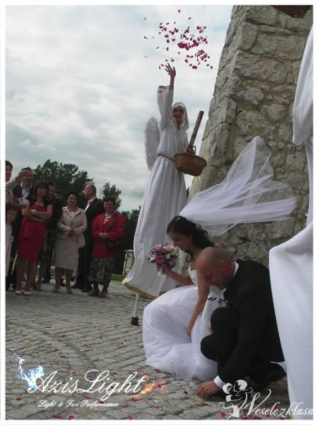Aniołki na Ślubie Szczudlarze Azislight, Dąbrowa Górnicza - zdjęcie 1