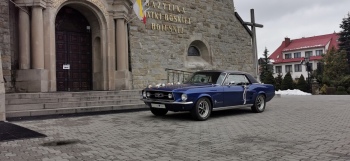 Zabytkowy Ford Mustang 1967 rok
