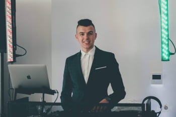 Niezapomniane Przyjęcie -|Imprezowoo| - Obsługa imprez i atrakcji, DJ na wesele Kraków
