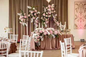 Twins Flowers - wyjątkowe dekoracje sal weselnych i kościołów