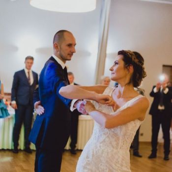 Wyjątkowy pierwszy taniec weselny, Szkoła tańca Okonek