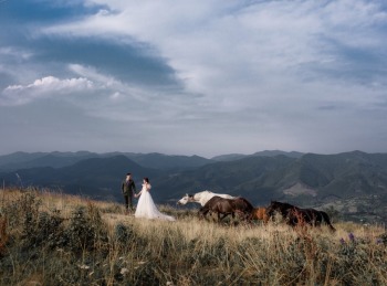 Film ślubny szyty na miarę DRON; 4K, Kamerzysta na wesele Stawiszyn