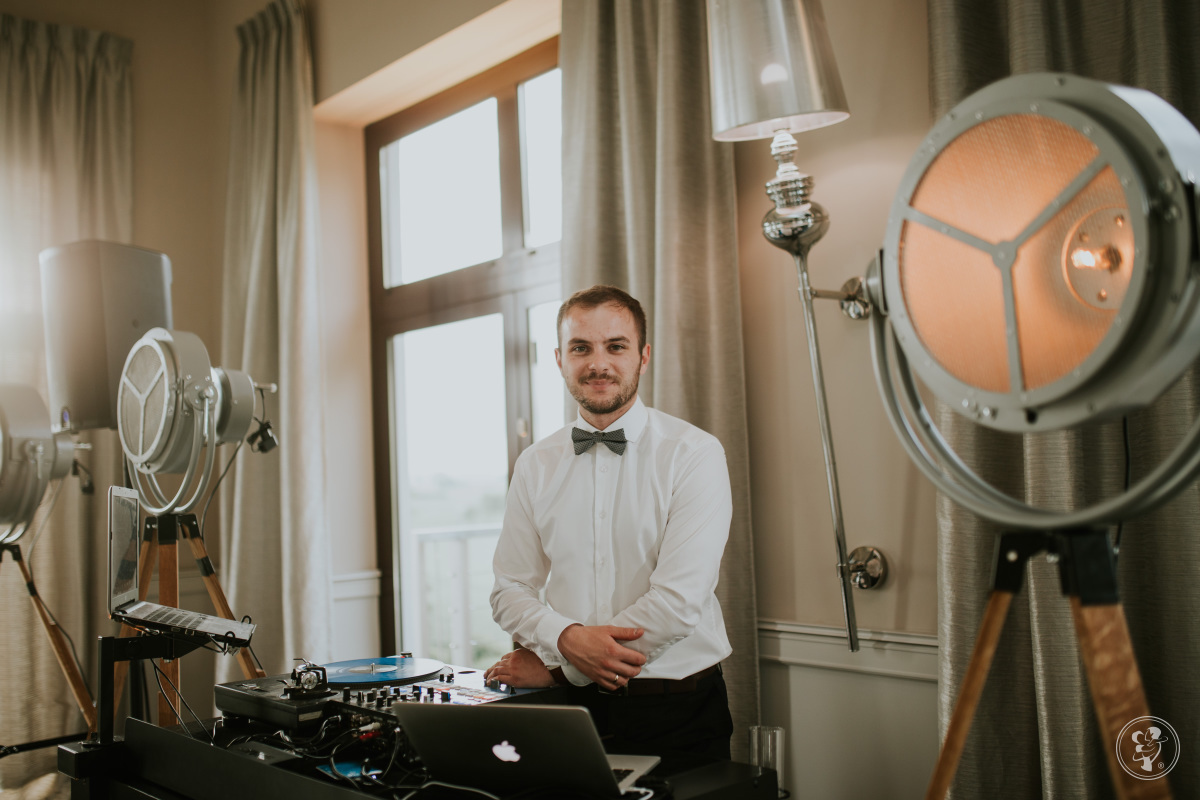 Bartosz Różewski - Wedding & Event DJ / Konferansjer, Toruń - zdjęcie 1