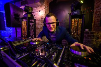 DJ Piotr Bittner - Oprawa muzyczna Twojej imprezy rodzinnej!, DJ na wesele Piła