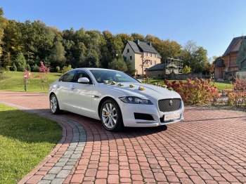 Jaguar XF - Wasz idealny samochód do ślubu - wolne terminy!