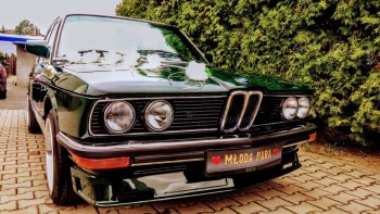 Zabytkowe BMW serii 5 E12 z 1980r., Samochód, auto do ślubu, limuzyna Czerwionka-Leszczyny