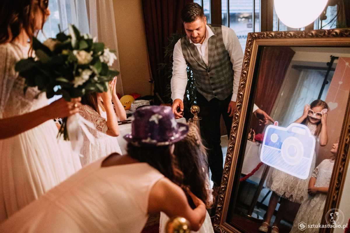ProjektLove Agencja Ślubno Eventowa - FOTOLUSTRO + CIĘŻKI DYM + MIŁOŚĆ, Wadowice - zdjęcie 1