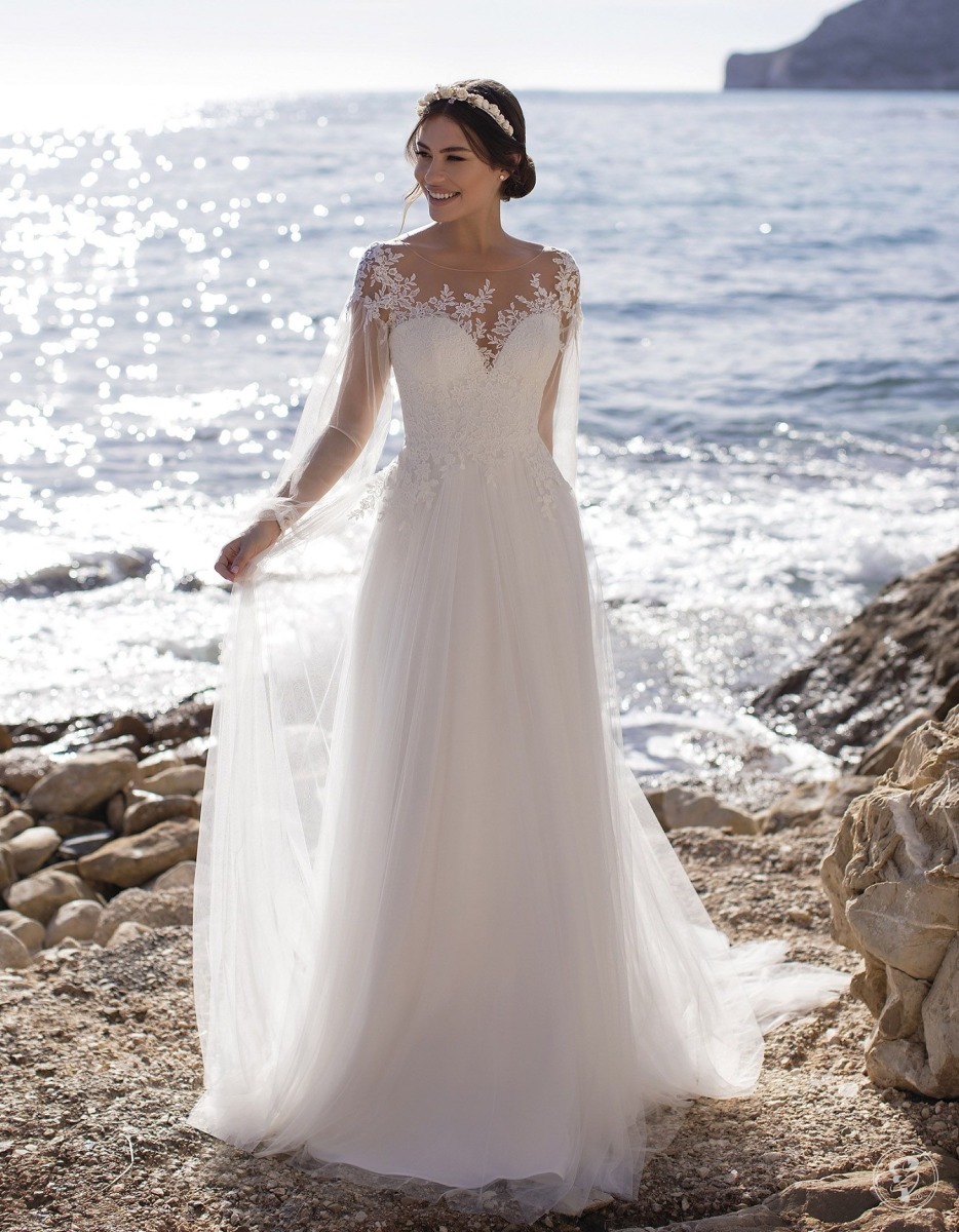 suknia ślubna Willow, romantyczna z delikatnego tiulu z rękawem - zdjęcie 1