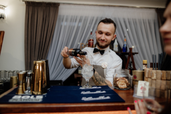 Uderz Do Baru - Mobilny Drink Bar, Barman na wesele Kleszczele