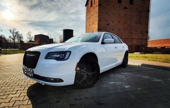 Chrysler 300S wyjątkowe auto do ślubu, Samochód, auto do ślubu, limuzyna Kalety