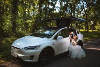 Tesla Rent, Samochód, auto do ślubu, limuzyna Sławno