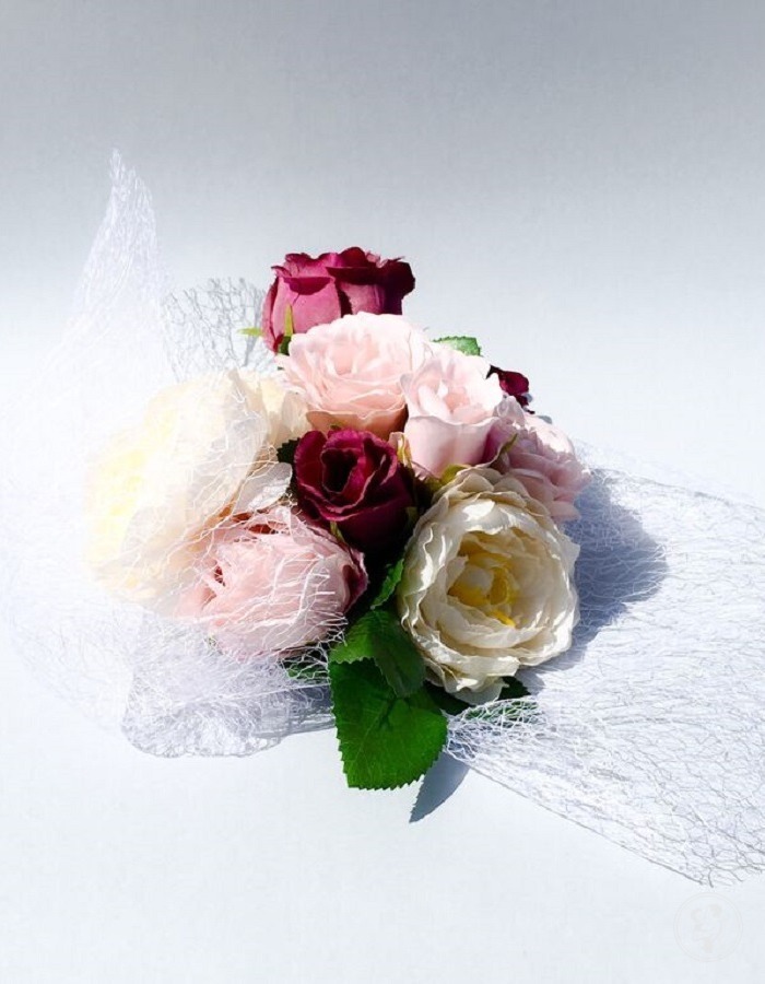 Fascynator - róże , w woalką -  biały, róż, bordo, morelowy - zdjęcie 1