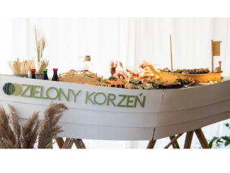 Zielony Korzeń- sushi catering serwowany na łodzi,  Józefosław