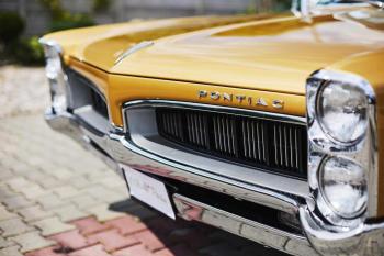 Złoty Pontiac Lemans 1967r. | Auto do ślubu Warszawa, mazowieckie