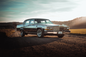 Cadillac Brougham 5.0 V8 | Auto do ślubu Gdynia, pomorskie