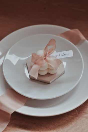 Świeczkowa Słodyczarnia winietka (prezent dla gości) świeczka sojowa, Zaproszenia ślubne Opalenica