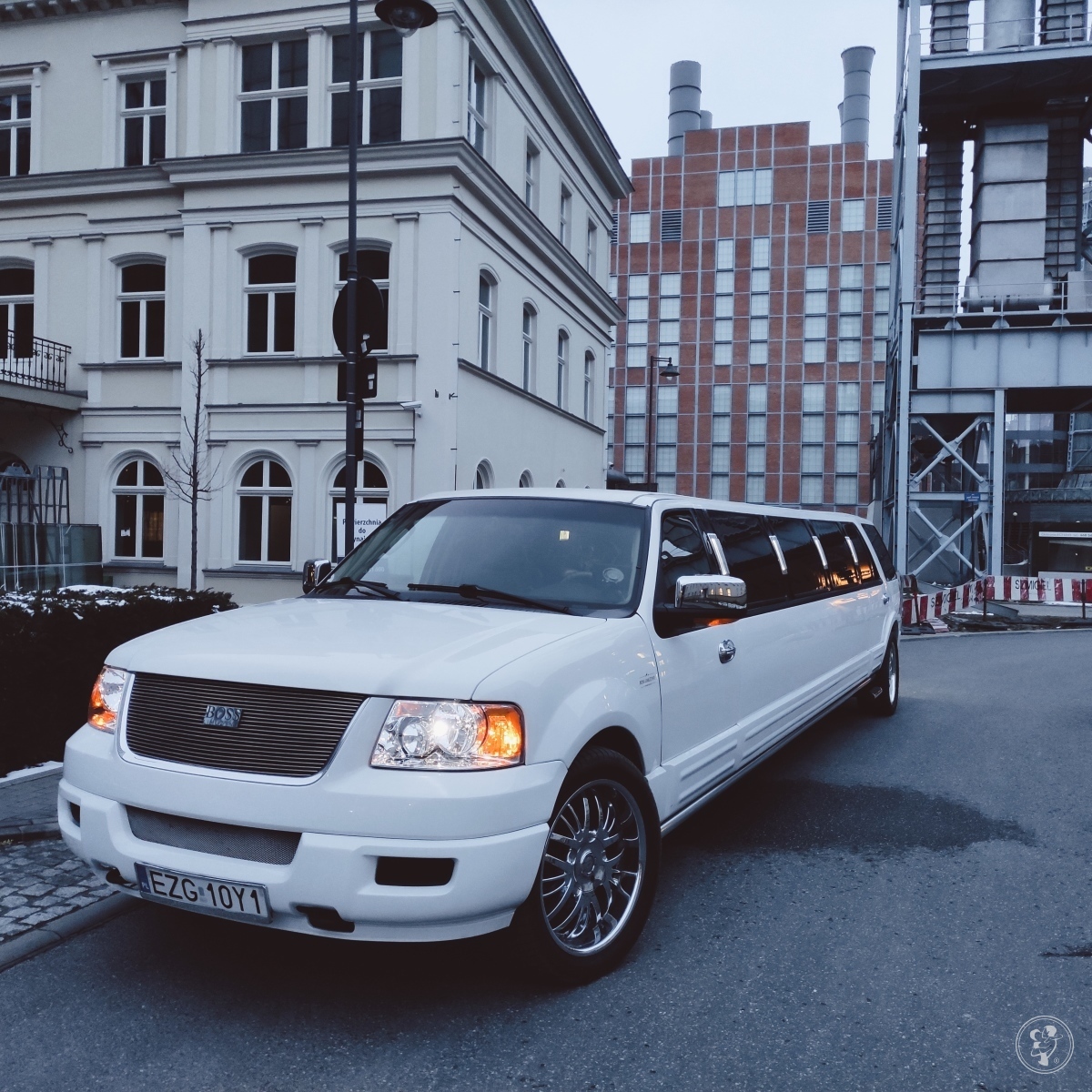 Boss Limuzyny Biały Ford Expedition | Auto do ślubu Łódź, łódzkie - zdjęcie 1