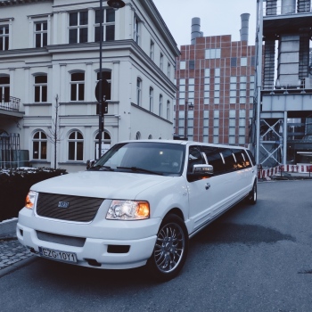 Boss Limuzyny Biały Ford Expedition | Auto do ślubu Łódź, łódzkie