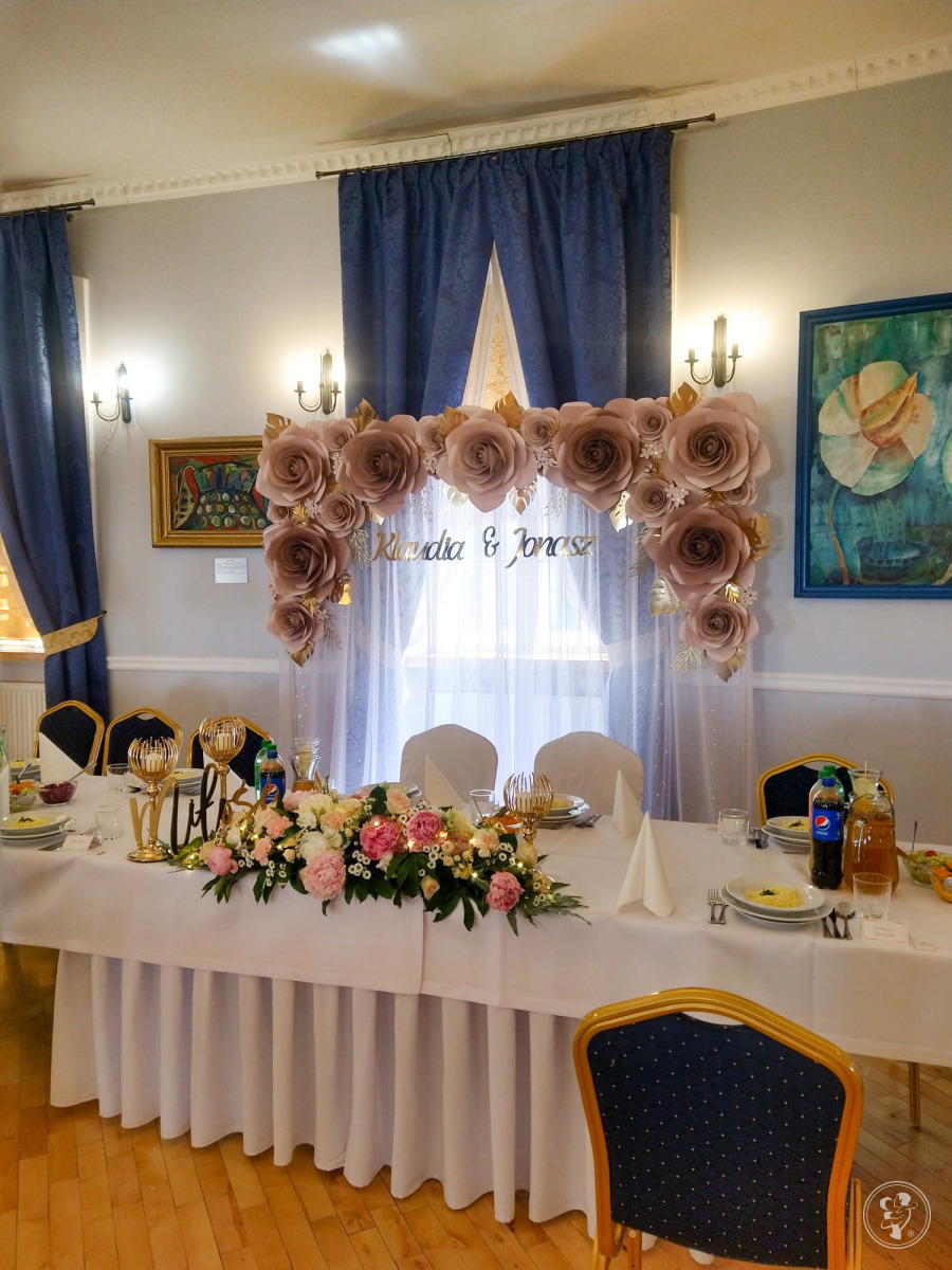 Paper Flowers Ścianki Ślubne Patrycja Górska - usługi dekoracyjne | Dekoracje ślubne Nysa, opolskie - zdjęcie 1