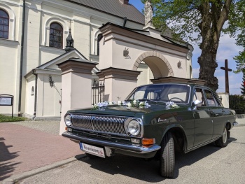Klasyczna zabytkowa limuzyna butelkowa zieleń- WOŁGA 24M | Auto do ślubu Lublin, lubelskie